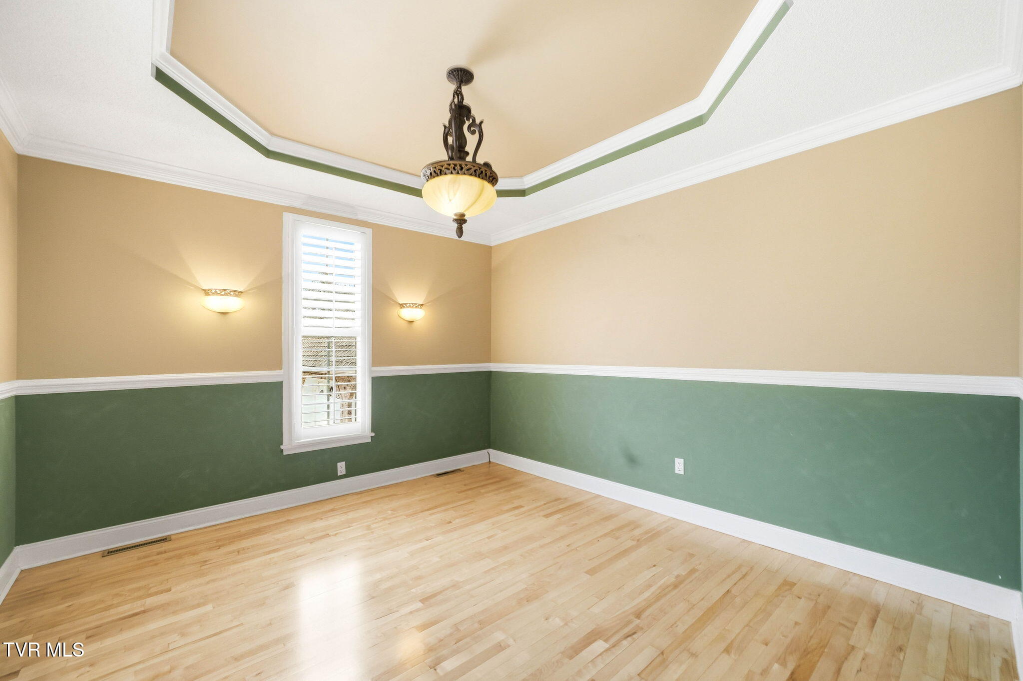 2070 King College Road Bristol, TN 37620 - Photo 14 of 71 18-web-or-mls-2070_King college-20