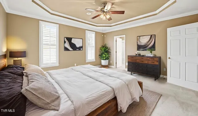 $889,900 | 2070 King College Road, Bristol, TN 37620