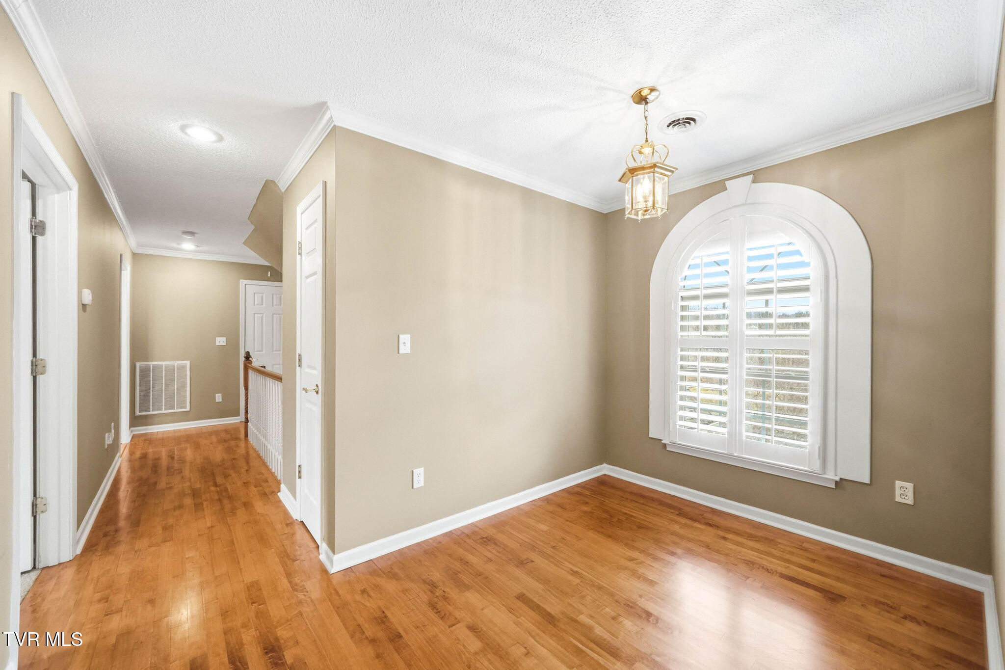 2070 King College Road Bristol, TN 37620 - Photo 38 of 71 20-web-or-mls-2070_King college-22