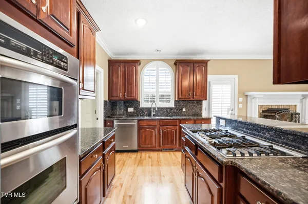 $874,900 | 2070 King College Road, Bristol, TN 37620