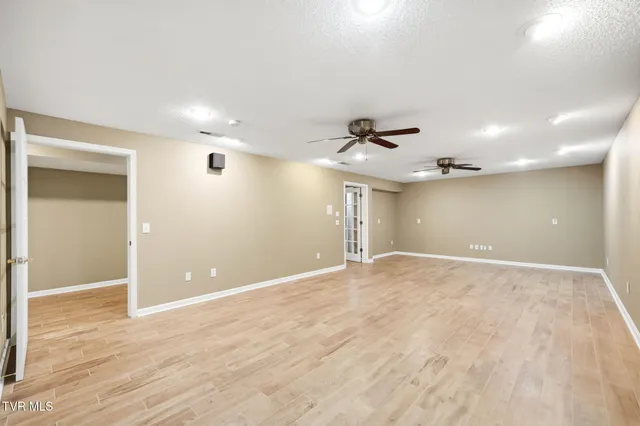 $889,900 | 2070 King College Road, Bristol, TN 37620