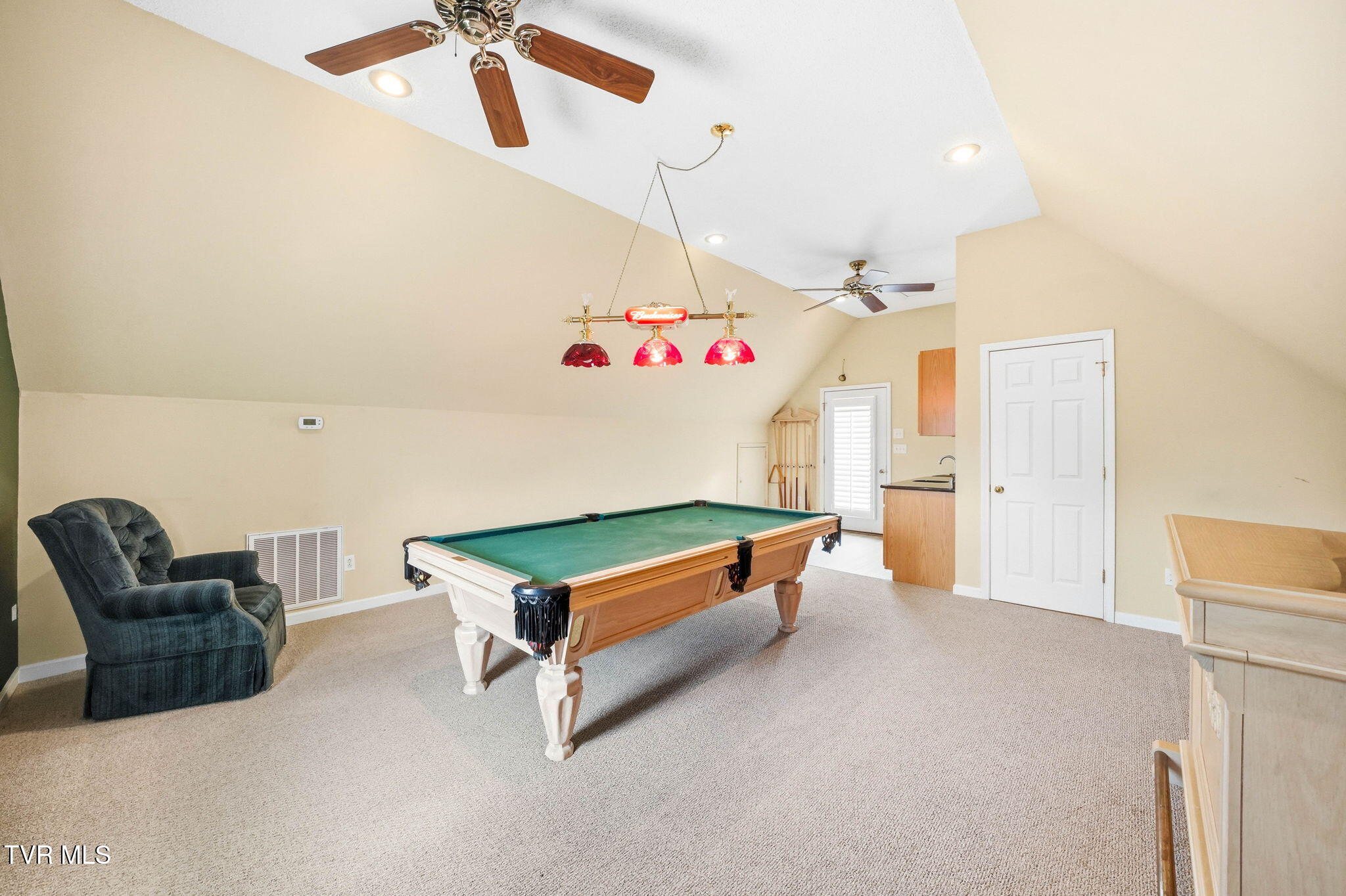 2070 King College Road Bristol, TN 37620 - Photo 52 of 71 52-web-or-mls-2070_King college-53