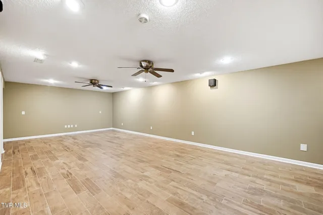 $889,900 | 2070 King College Road, Bristol, TN 37620