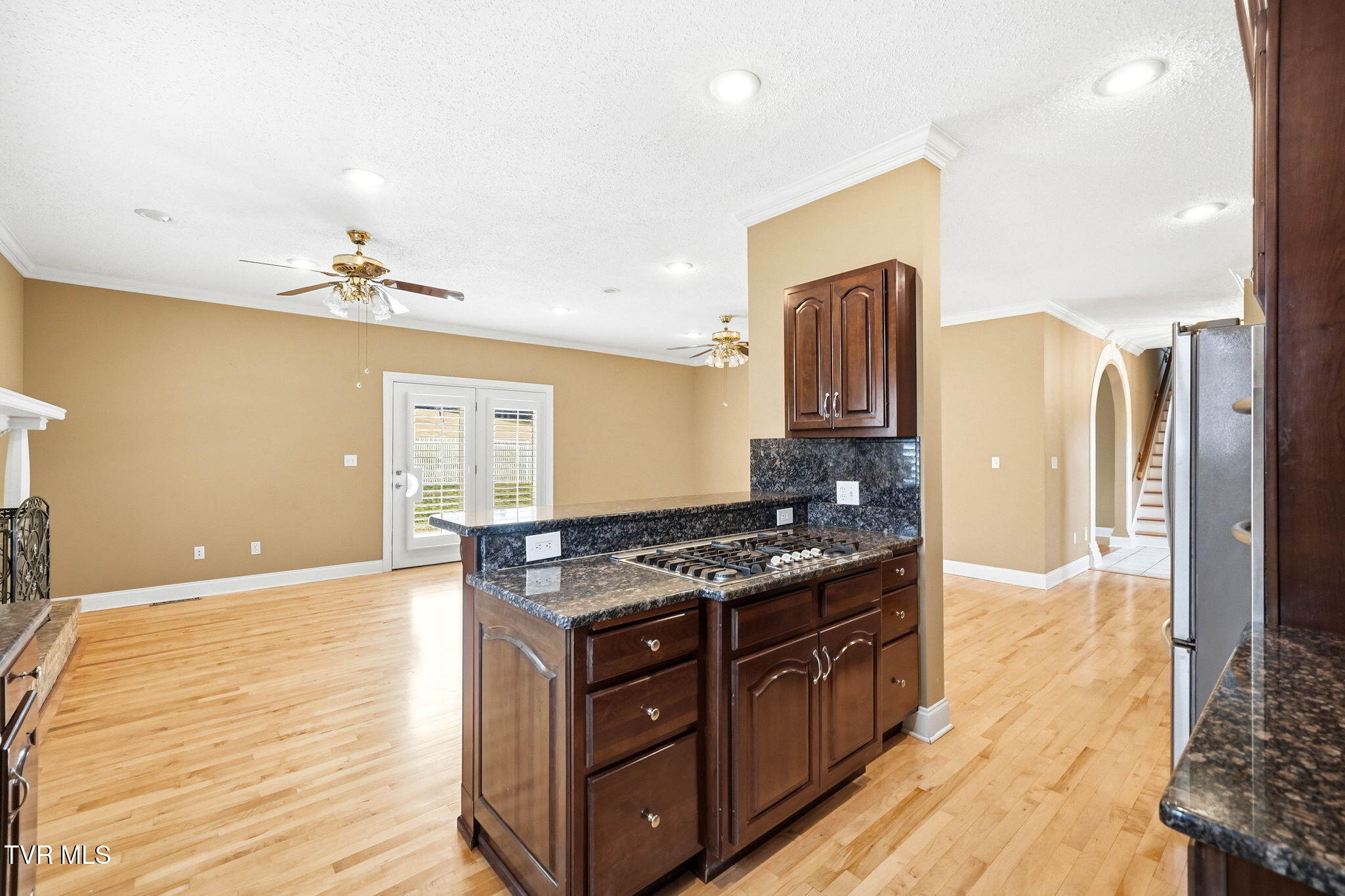 2070 King College Road Bristol, TN 37620 - Photo 6 of 71 9-web-or-mls-2070_King college-13