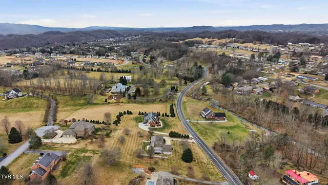 $889,900 | 2070 King College Road, Bristol, TN 37620