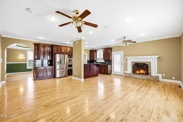 $889,900 | 2070 King College Road, Bristol, TN 37620