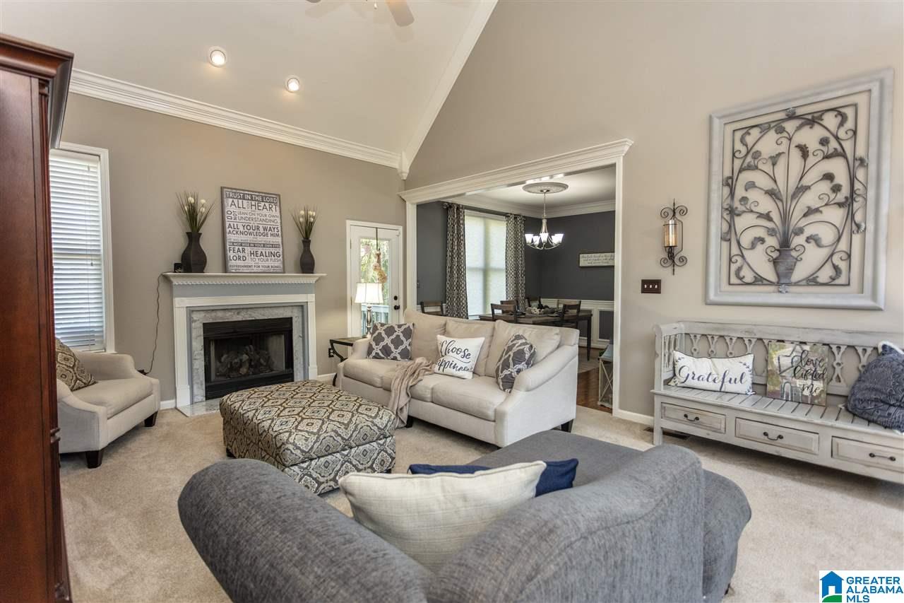 115 Water Elm Drive Alabaster, AL 35114 - Photo 14 of 38