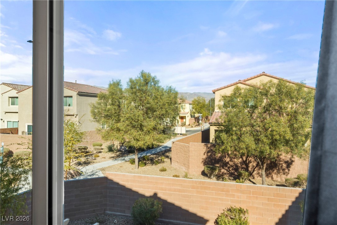 4608 Amberley Ridge Avenue Las Vegas, NV 89115 - Photo 41 of 54