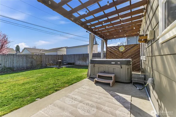 $534,900 | 1013 South Glenwood Avenue, Wenatchee, WA 98801