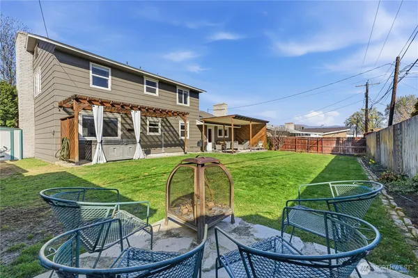 $534,900 | 1013 South Glenwood Avenue, Wenatchee, WA 98801