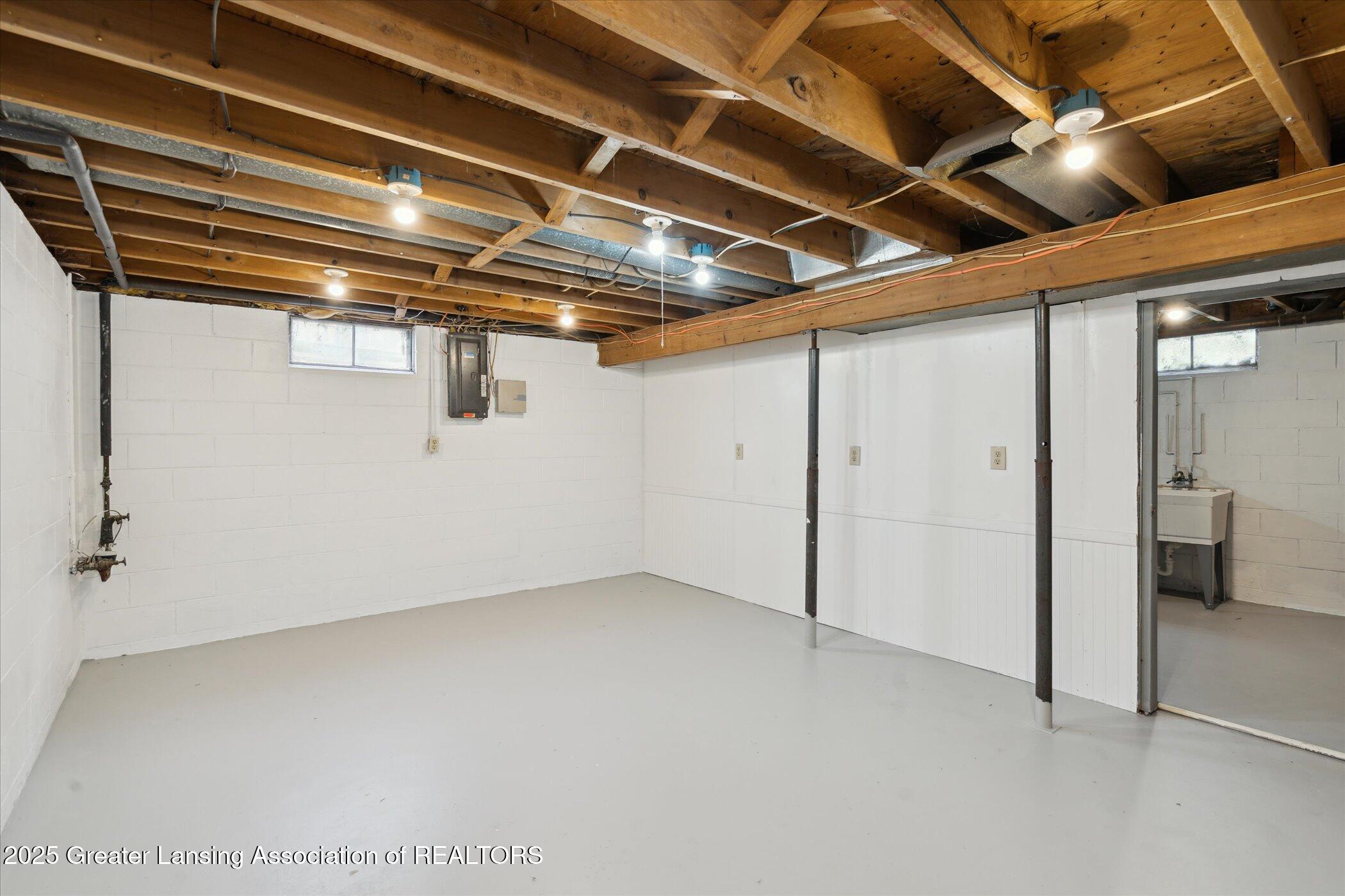 3427 West Jolly Road Lansing, MI 48911 - Photo 33 of 41 Basement