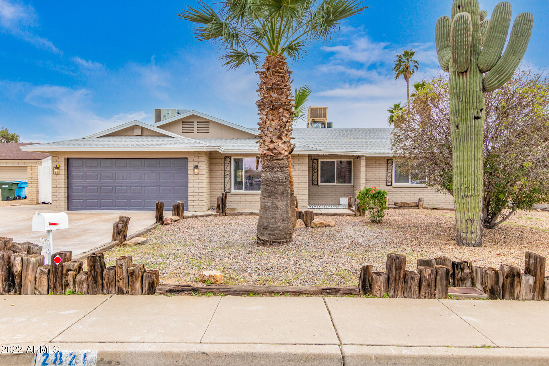 2821 West Hearn Road Phoenix, AZ 85053 - Photo 1 of 23 02 - Fillmore