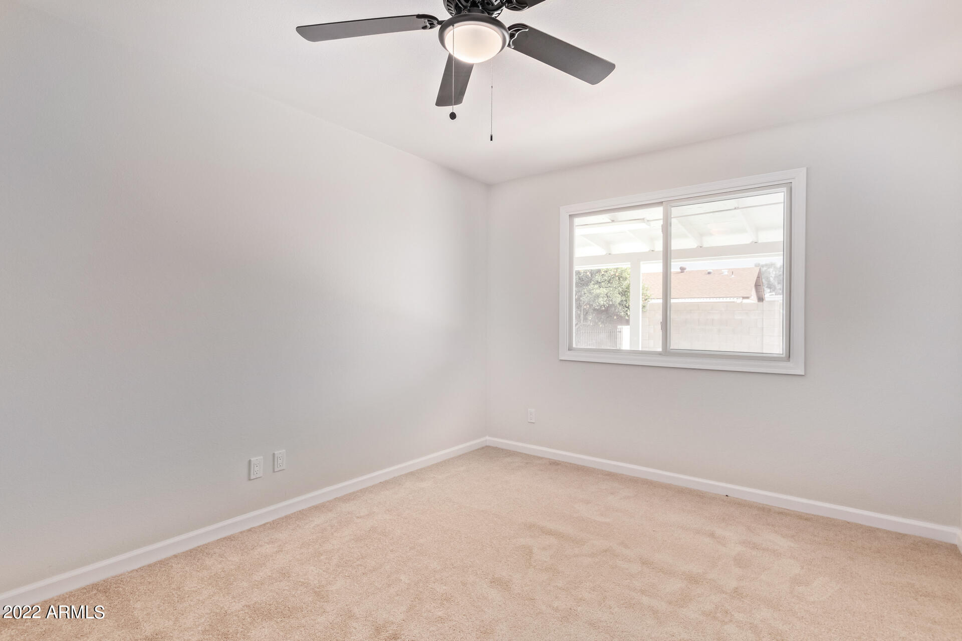 2821 West Hearn Road Phoenix, AZ 85053 - Photo 14 of 23 3rd Bed