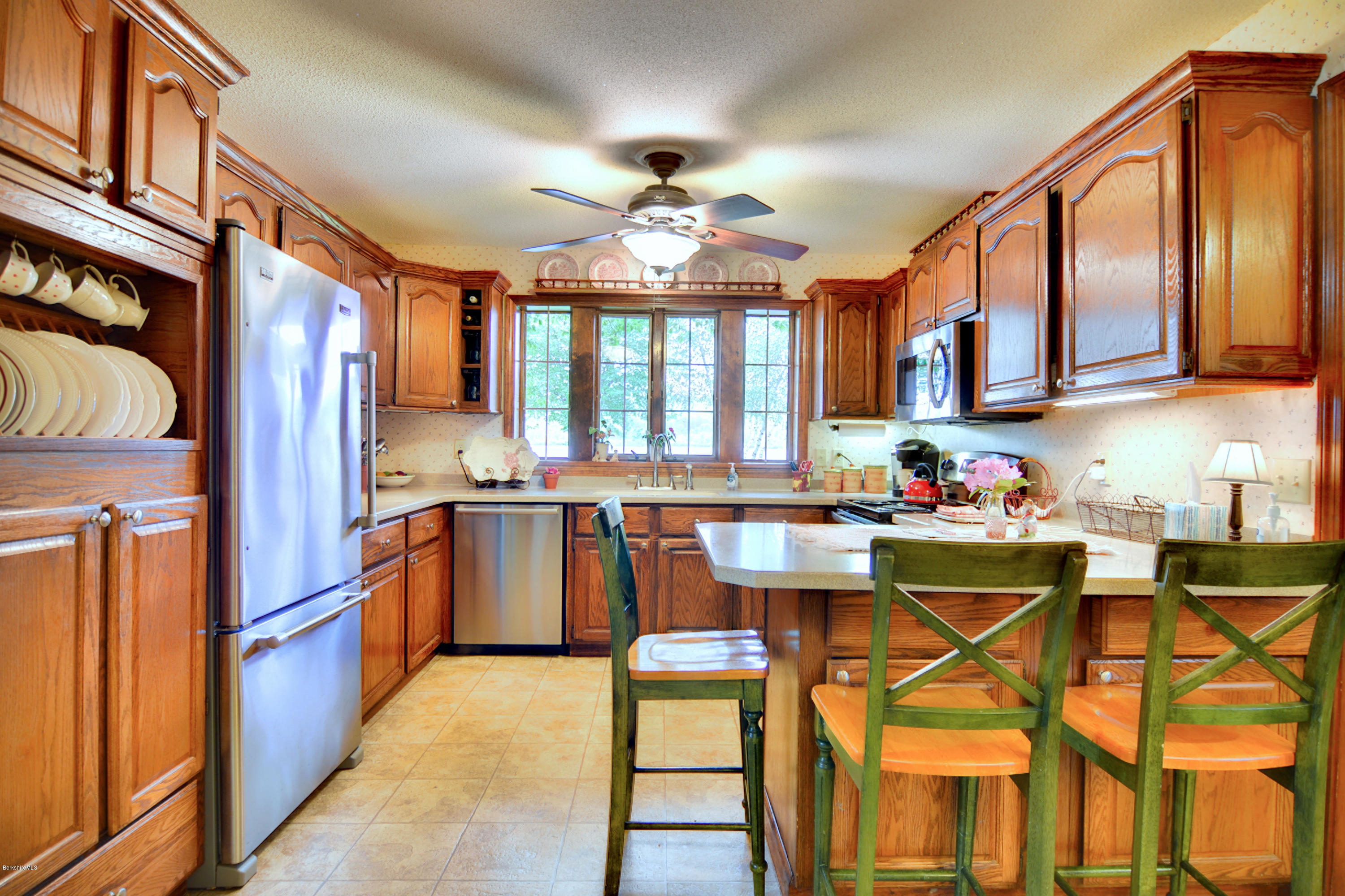 565 Pecks Road Pittsfield, MA 01201 - Photo 20 of 48 DSC_0318-1