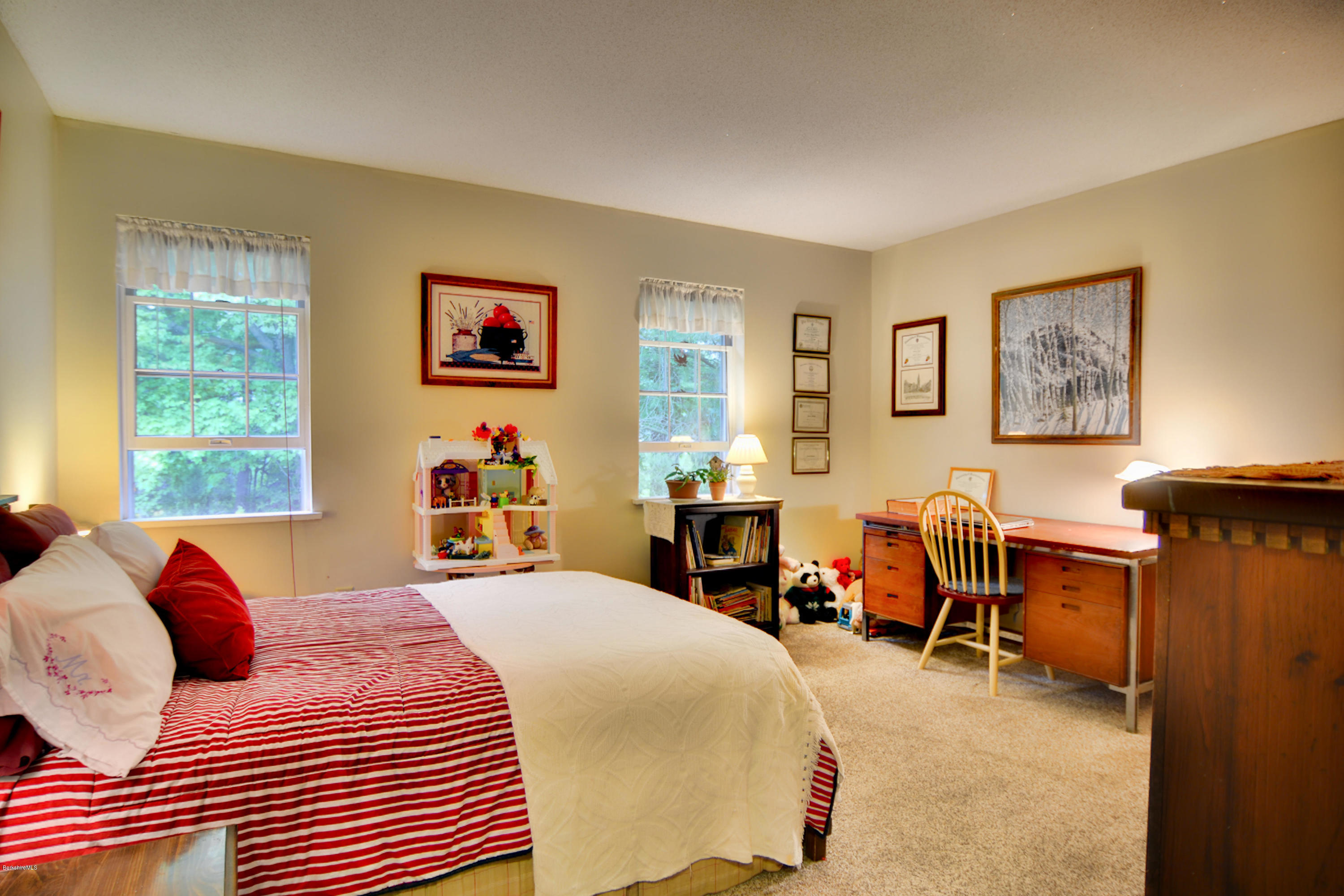 565 Pecks Road Pittsfield, MA 01201 - Photo 41 of 48 DSC_0403-1