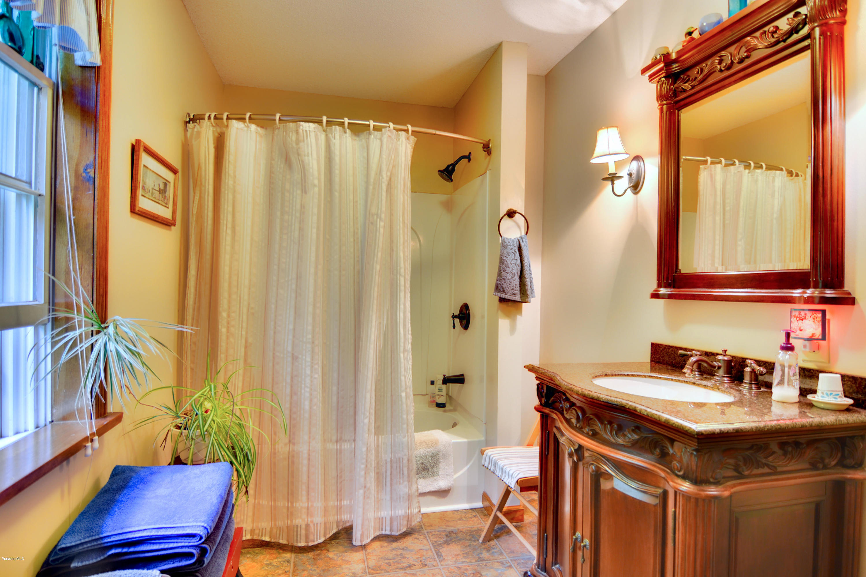 565 Pecks Road Pittsfield, MA 01201 - Photo 43 of 48 DSC_0361-1