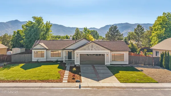 $674,900 | 857 Mahogany Drive, Minden, NV 89423