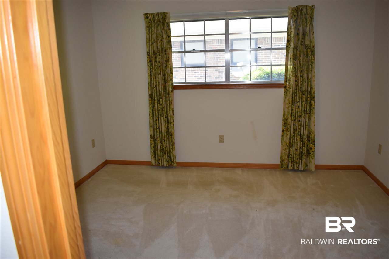 2805 Del Rio Road South Mobile, AL 36693 - Photo 23 of 29