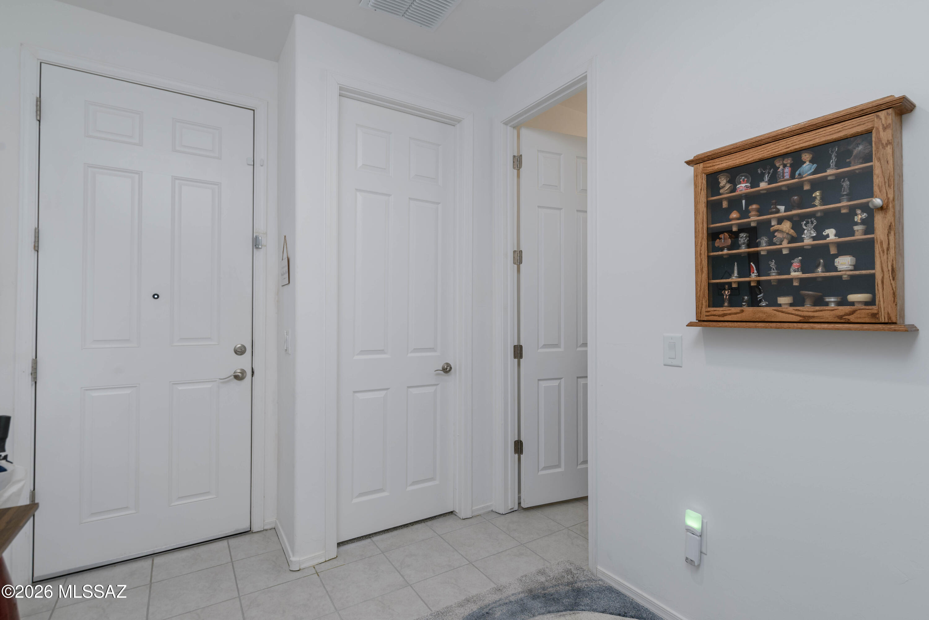 21667 East Treasure Road Red Rock, AZ 85145 - Photo 24 of 34 Foyer