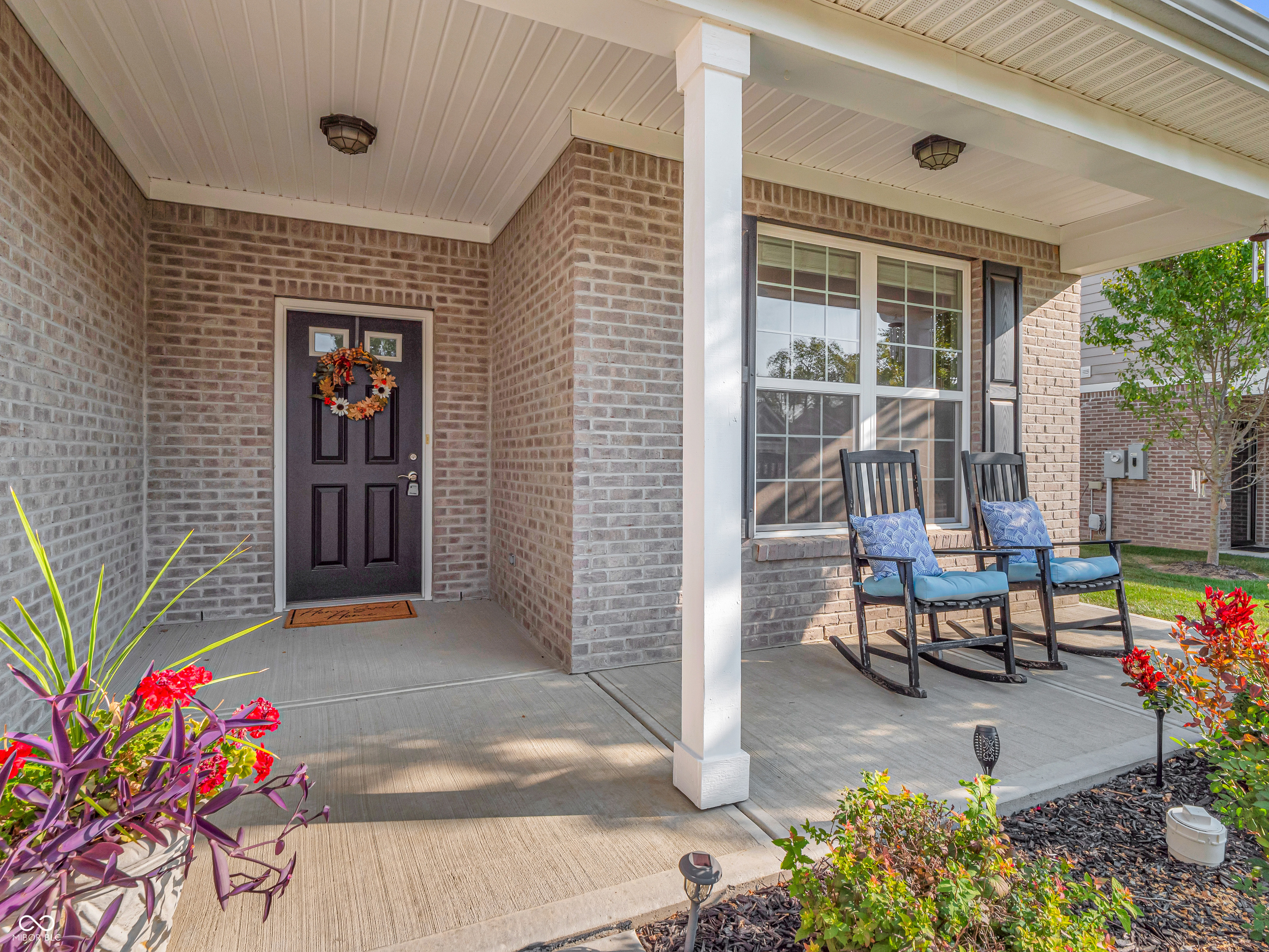 4182 Cairo Way Avon, IN 46123 - Photo 2 of 33