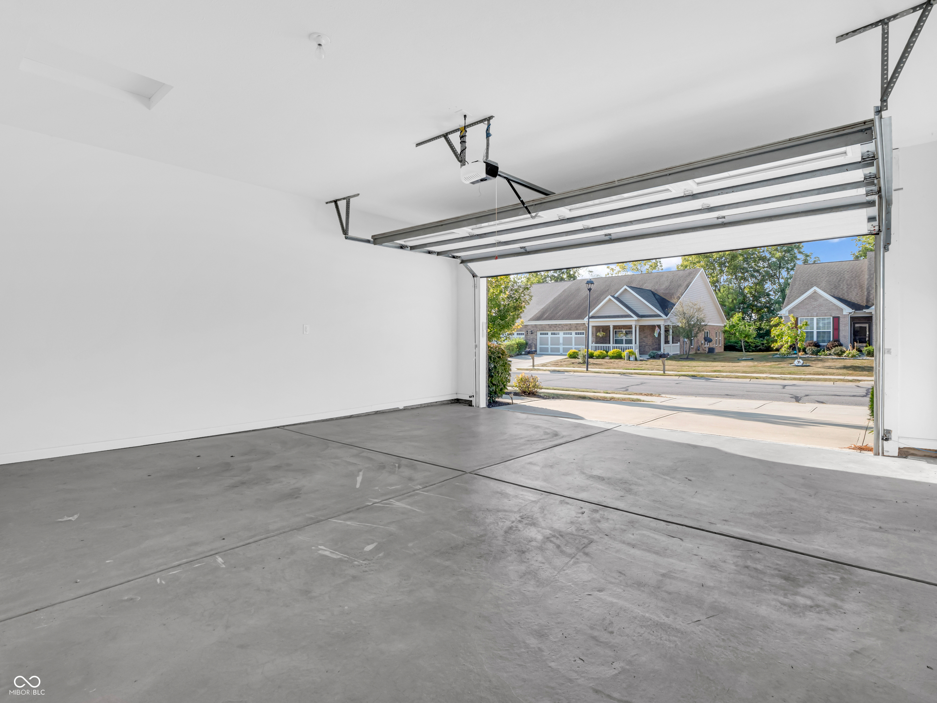 4182 Cairo Way Avon, IN 46123 - Photo 27 of 33