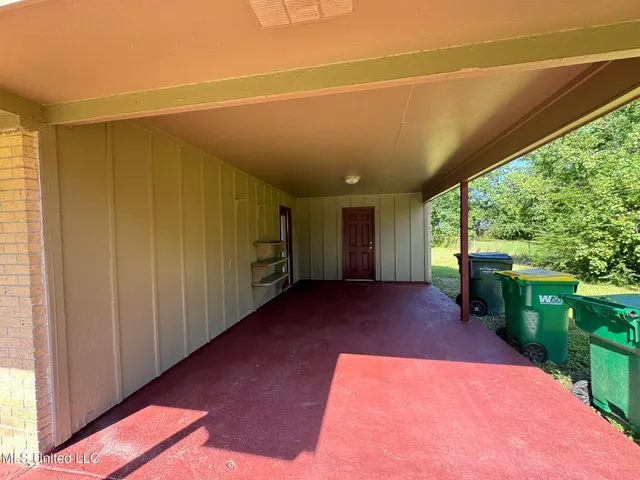 $1,105 | 9701 Highway 613, Moss Point, MS 39562