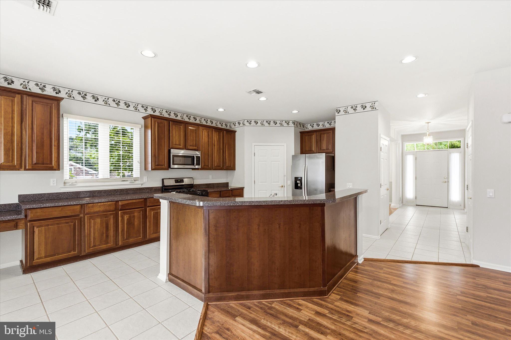 6 Valley Stream Place Barnegat, NJ 08005 - Photo 19 of 58