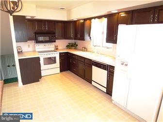 3542 West Kent Road Laureldale, PA 19605 - Photo 3 of 12 Kitchen