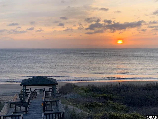 $549,900 | 1401 South Virginia Dare Trail, Unit 10, Kill Devil Hills, NC 27948