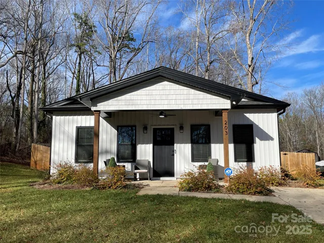 $279,900 | 203 Payne Street, Mount Holly, NC 28120