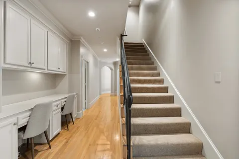 $4,200,000 | 835 Echo Lane, Hedwig Village, TX 77024