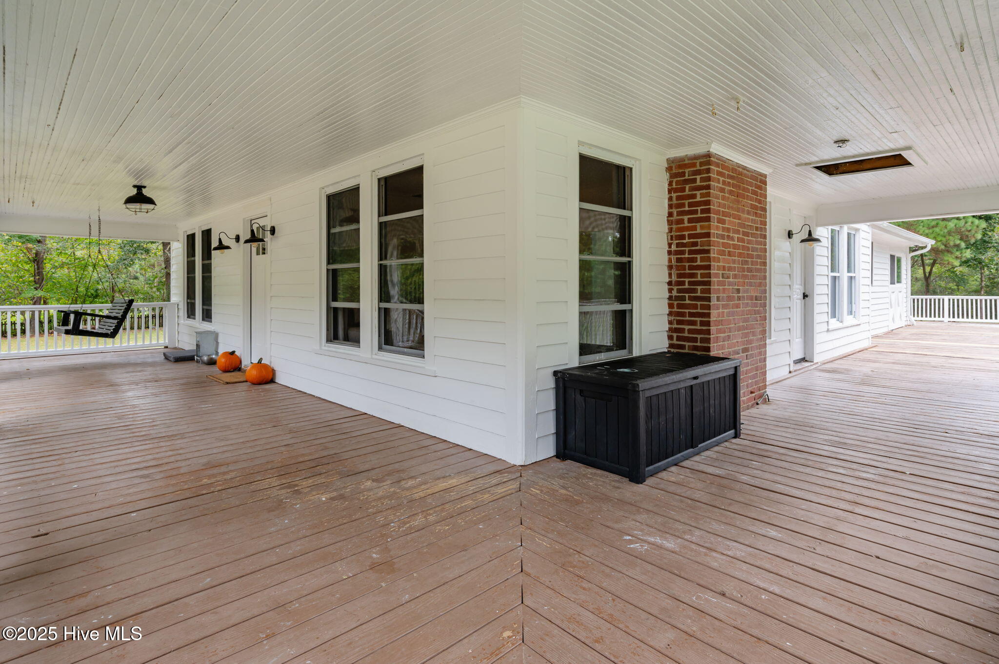 637 Hardison Road Bath, NC 27808 - Photo 32 of 48 1 Porch Cornerjpg