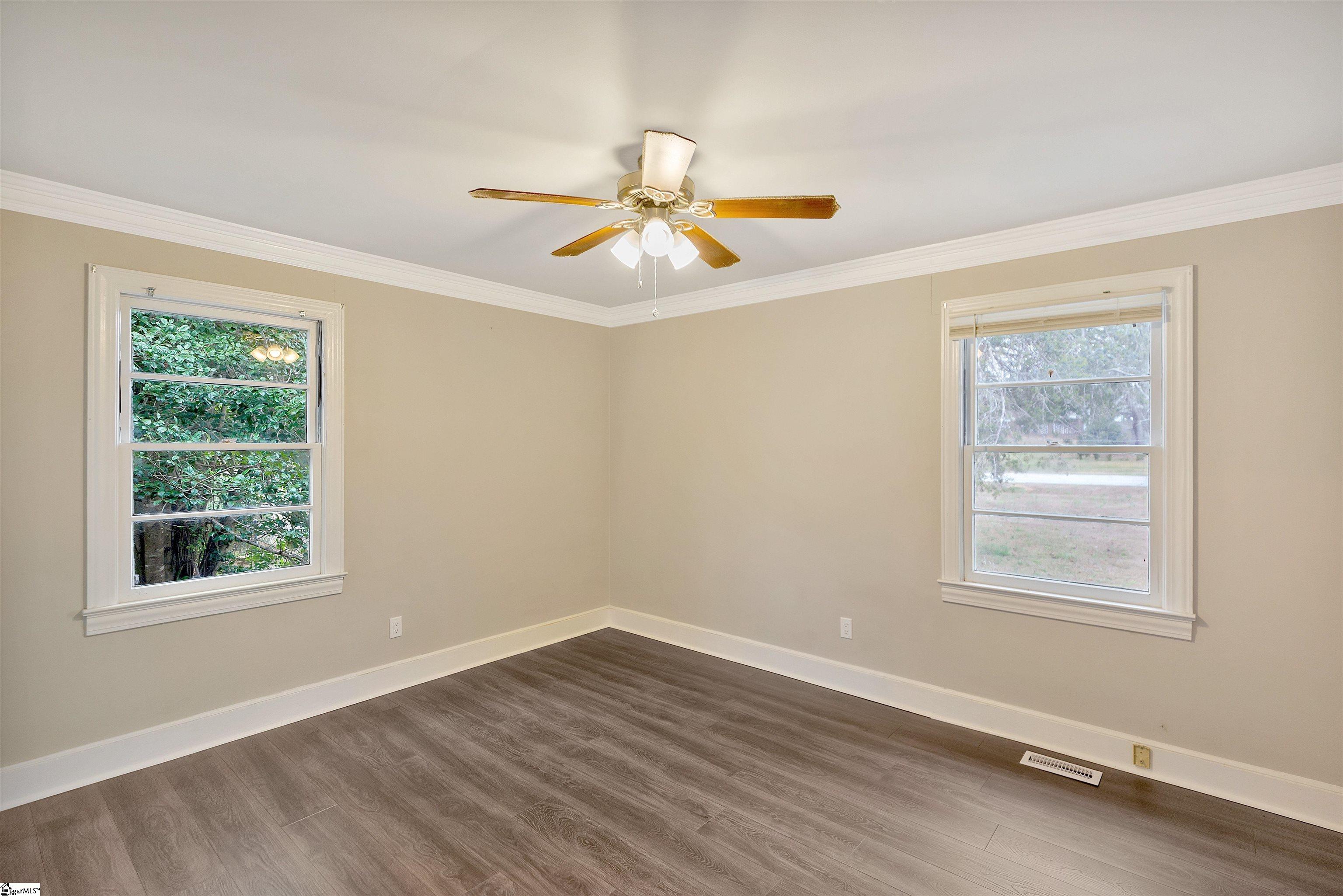 701 West Greer Street Honea Path, SC 29654 - Photo 15 of 23