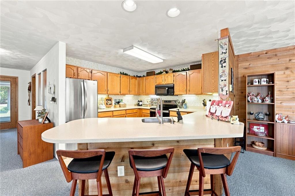 1938 South Ridge Way Hidden Valley, PA 15502 - Photo 6 of 40 Gallery Image 6