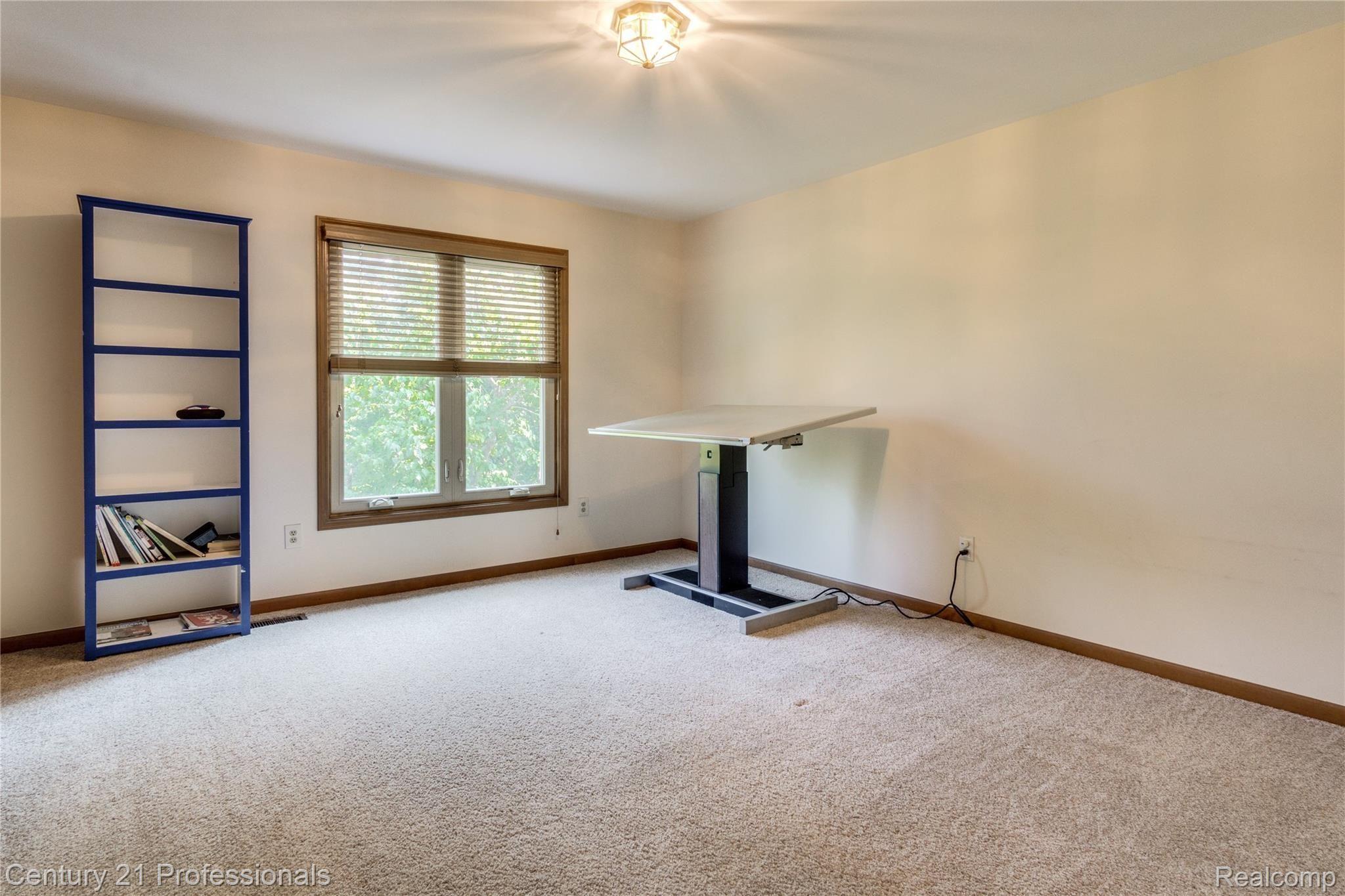 1059 Stony Pointe Boulevard Rochester, MI 48307 - Photo 53 of 74 Interiors (43 of 67).jpg