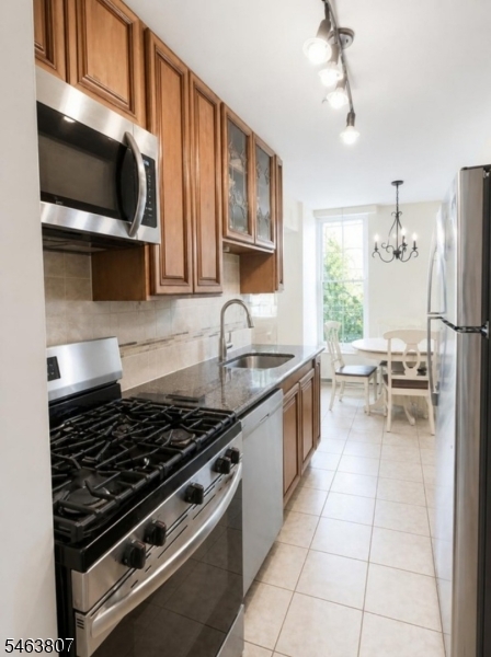 4 River Road, Unit J Nutley, NJ 07110 - Photo 9 of 19 Gallery Image 9