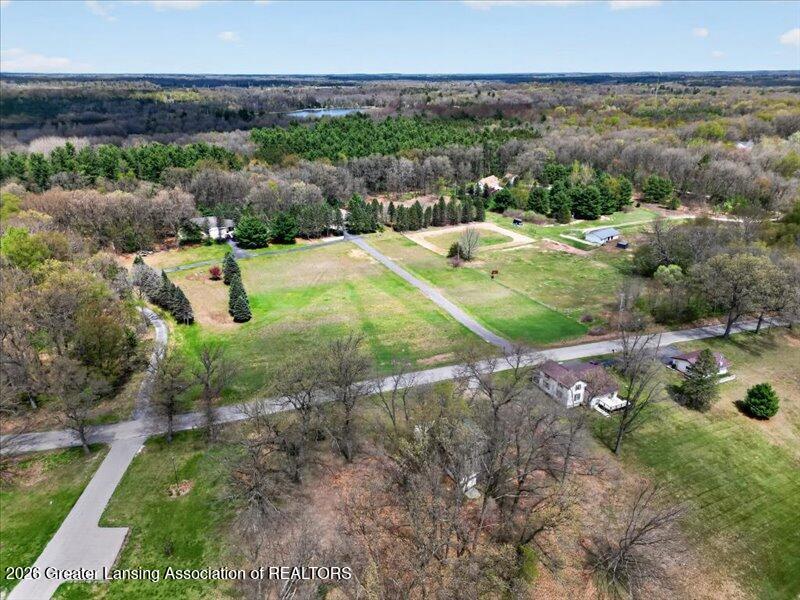 1160 North State Road Belding, MI 48809 - Photo 62 of 77 62-1160-N-State-Rd-Belding-Windowstill