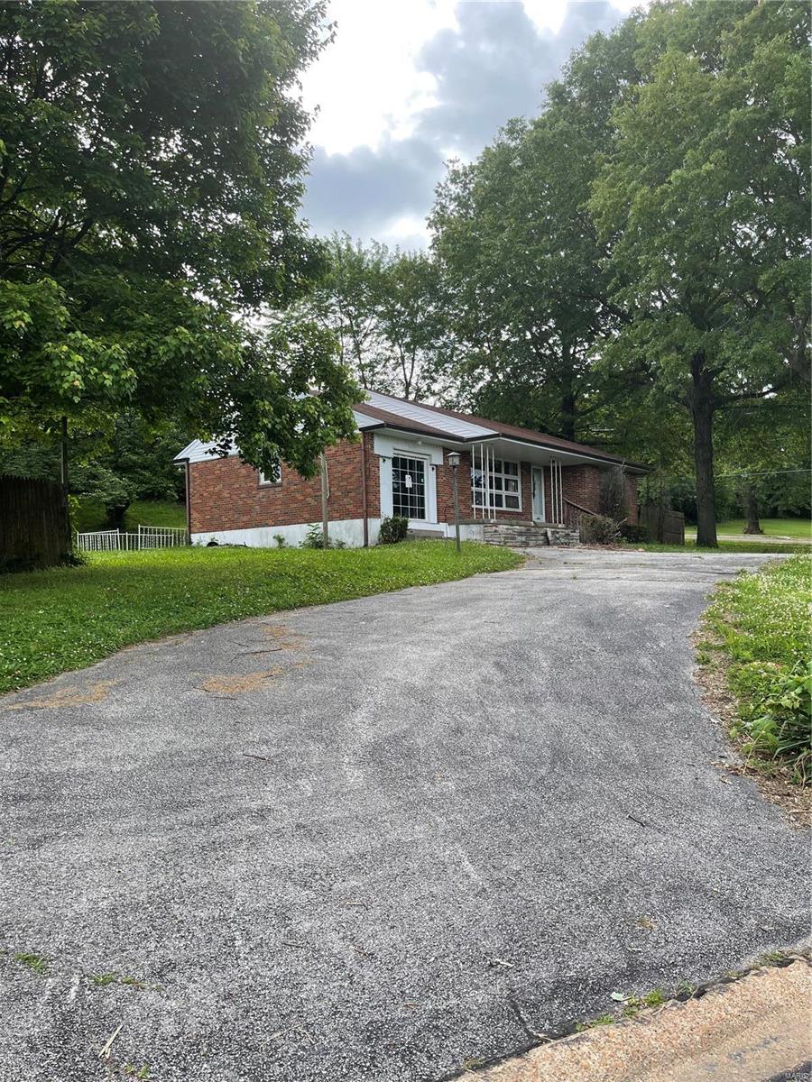 2400 Redman Road St. Louis, MO 63136 - Photo 2 of 8 Gallery Image 2