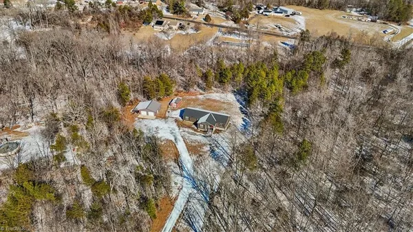 $450,000 | 6916 Lawrence Farm Lane, Randleman, NC 27317