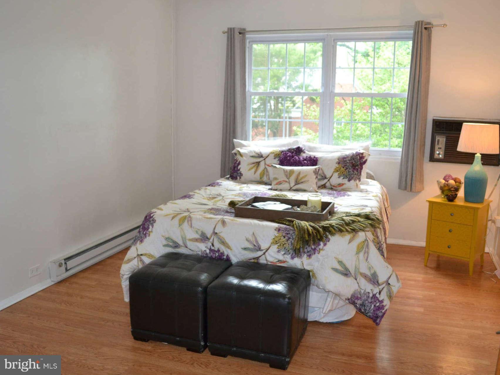 1625 Ripon Place, Unit 835 Alexandria, VA 22302 - Photo 16 of 29 Master Bedroom