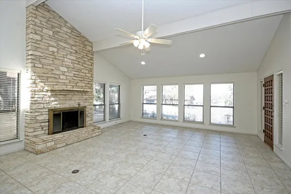 $3,100 | 105 Crescent Bluff, Austin, TX 78734