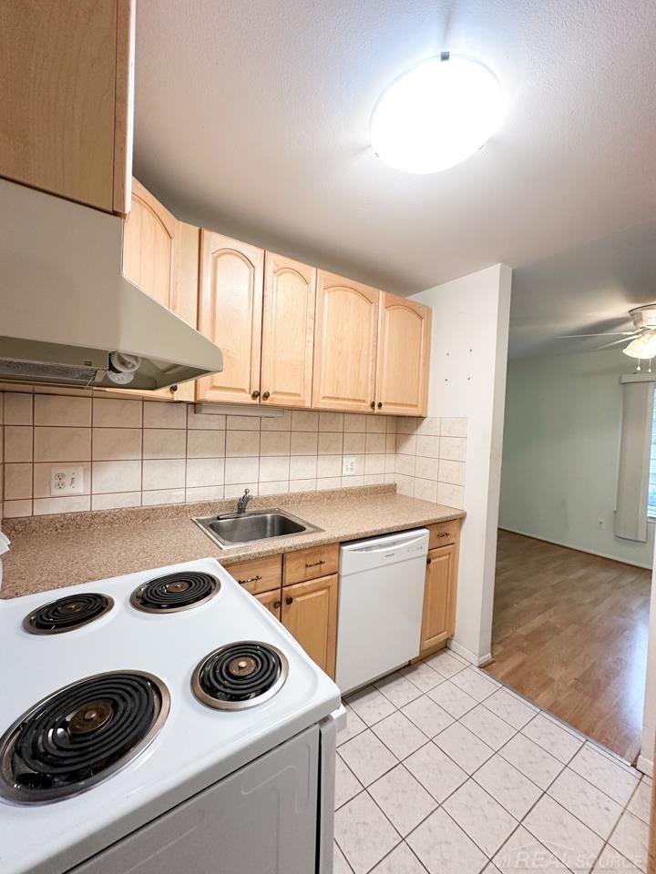 30248 Southfield Road, Unit 176 Southfield, MI 48076 - Photo 17 of 26