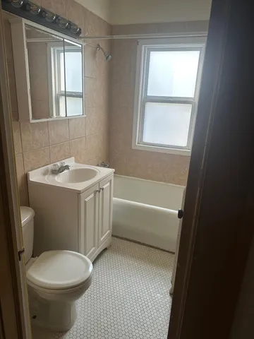 $750,000 | 3923 Chicago Avenue, Minneapolis, MN 55407