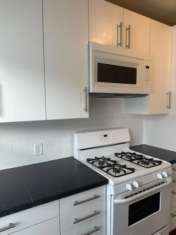 $750,000 | 3923 Chicago Avenue, Minneapolis, MN 55407