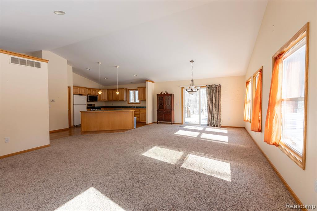 7722 Kilgore Road Avoca, MI 48006 - Photo 10 of 48