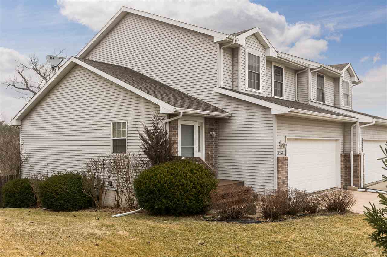 2267 Holiday Road Coralville, IA 52241 - Photo 2 of 31 Gallery Image 2