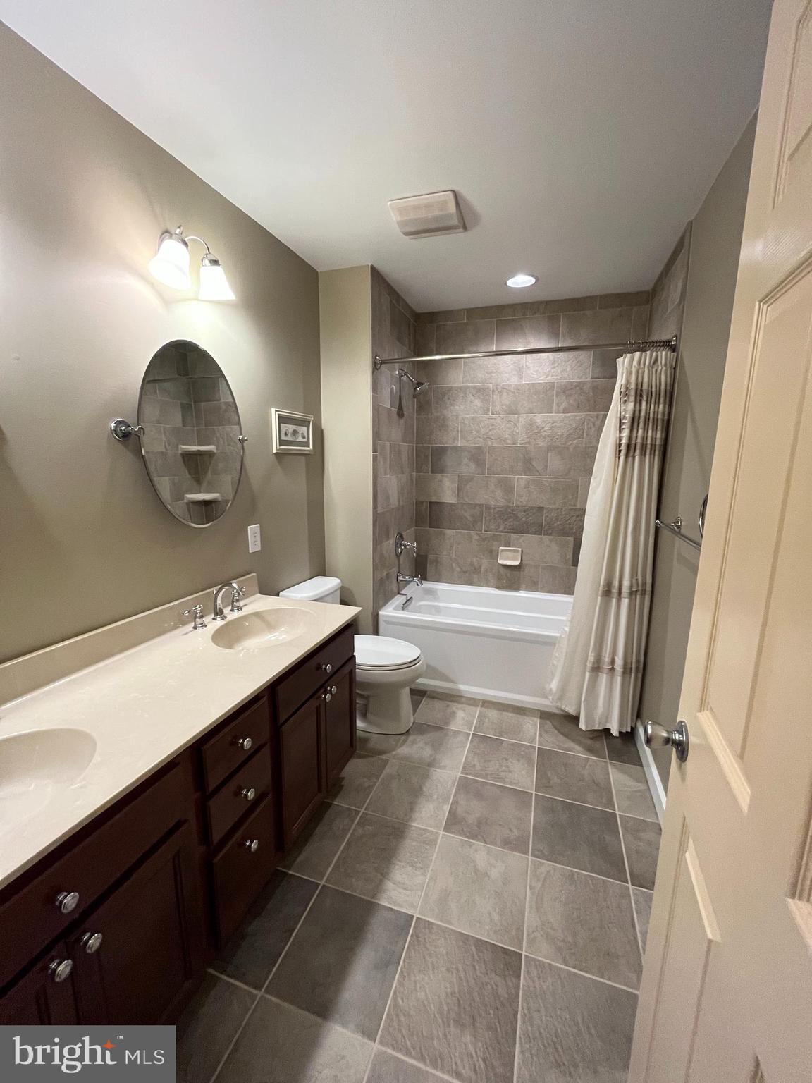 314 North Stanwick Road Moorestown, NJ 08057 - Photo 23 of 38 2nd Flr. Full Bath - Tile Floor