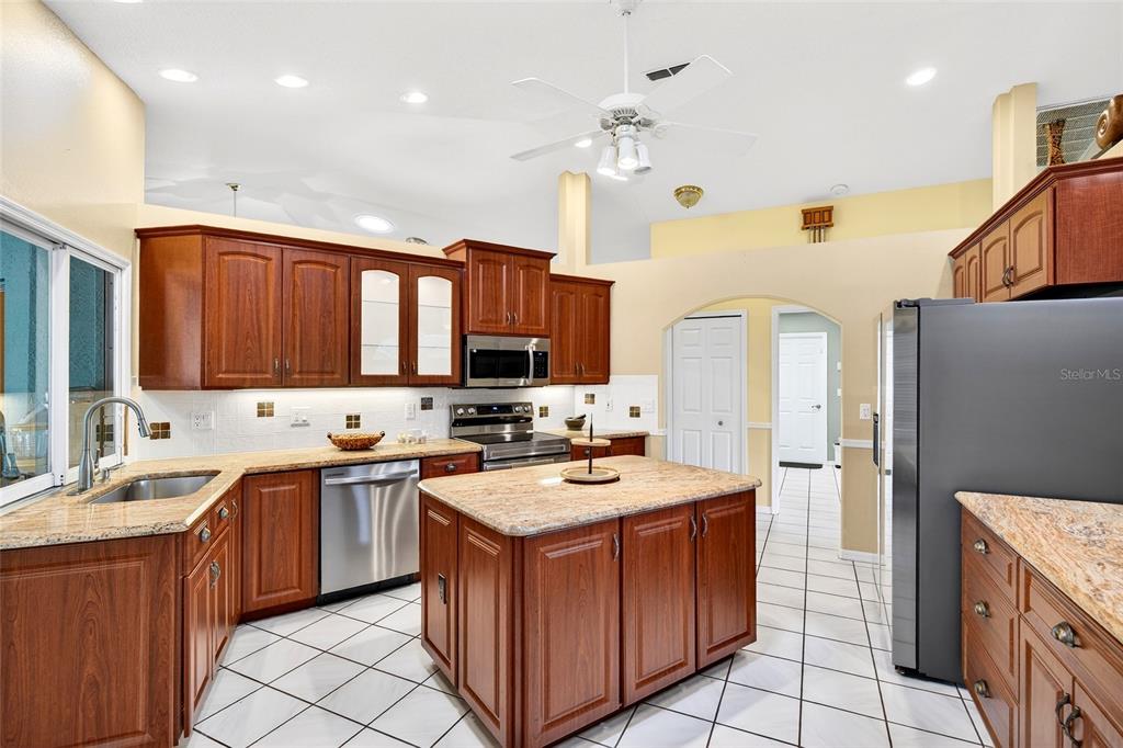 18848 Southwest 93rd Loop Dunnellon, FL 34432 - Photo 31 of 54