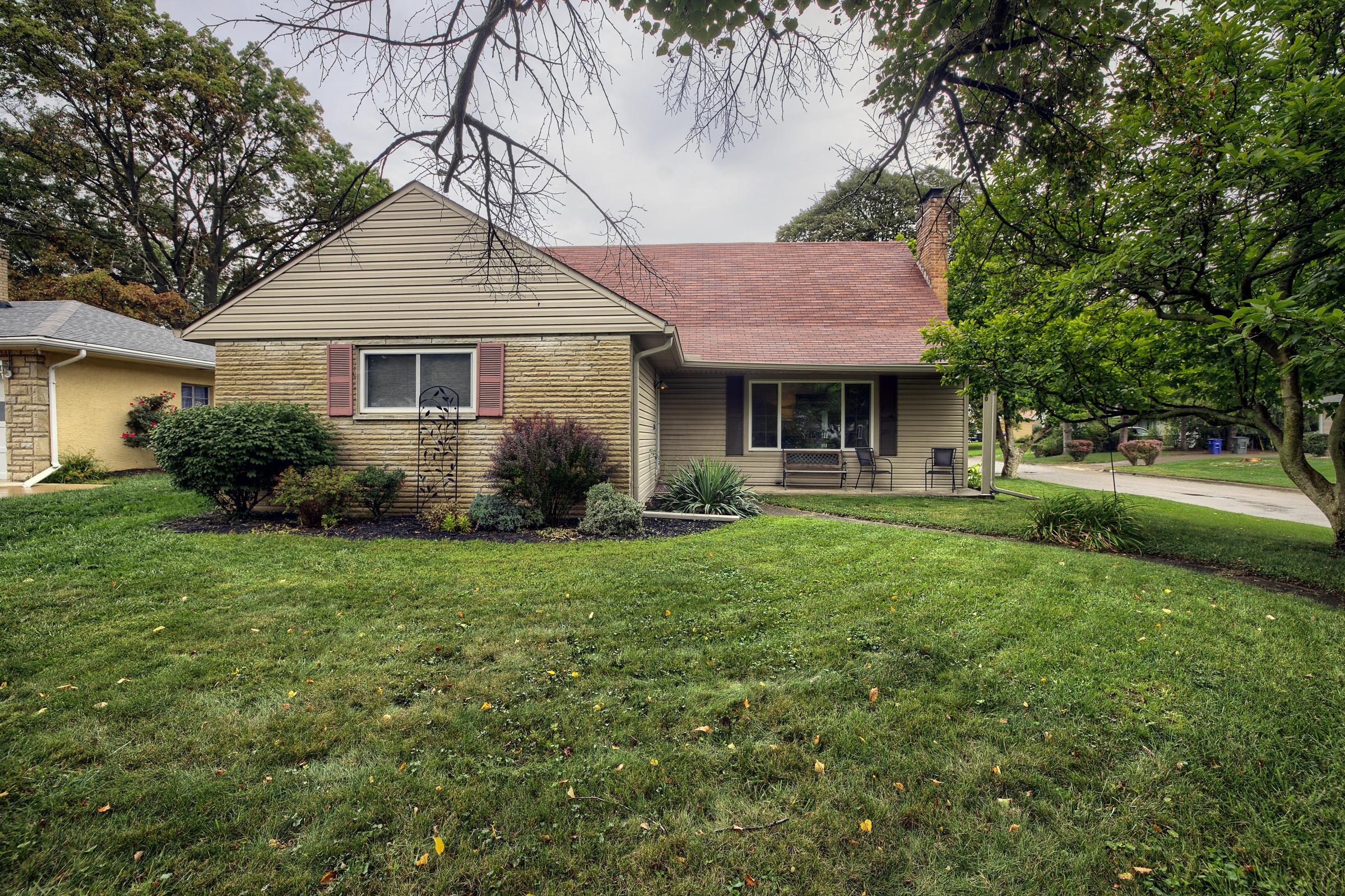 1230 Kenwick Road Columbus, OH 43209 - Photo 3 of 9 Gallery Image 3