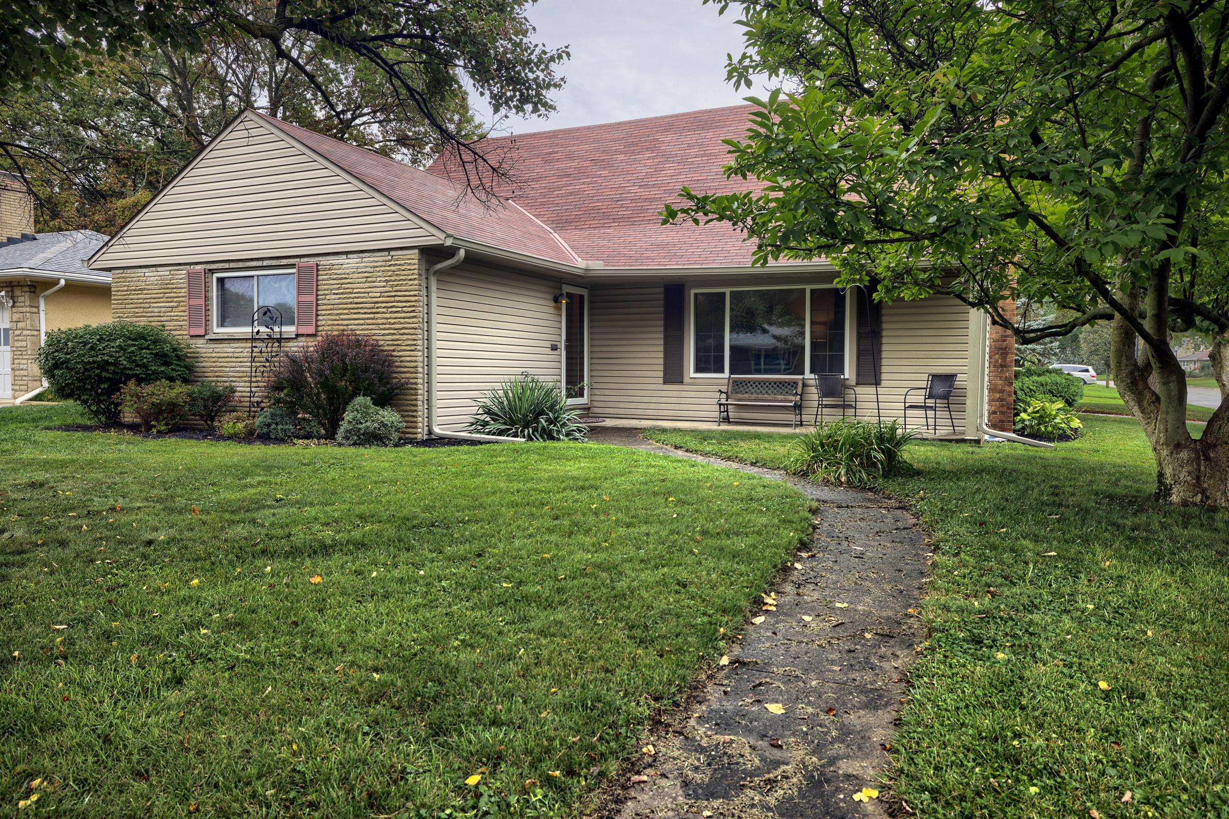 1230 Kenwick Road Columbus, OH 43209 - Photo 6 of 9 Gallery Image 6